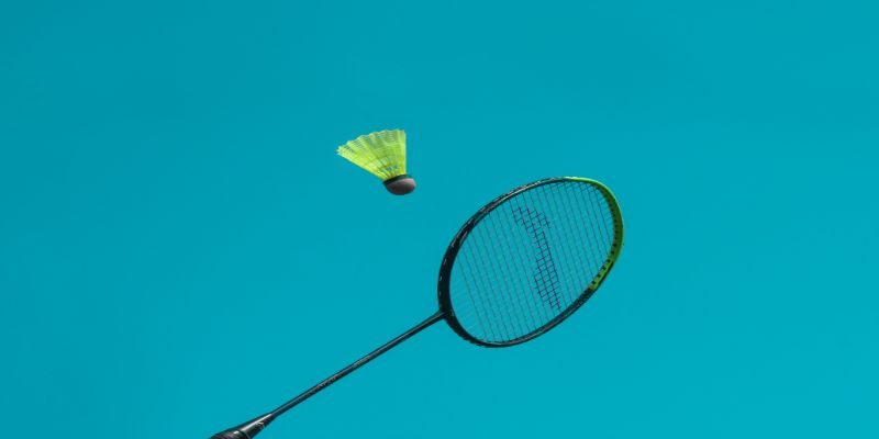 List of the Five Best Badminton Racket Under 1500